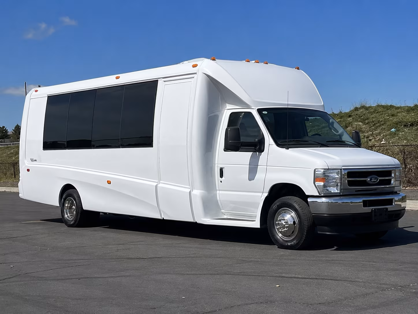 apache junction bus rentals to apache junction private events made easy