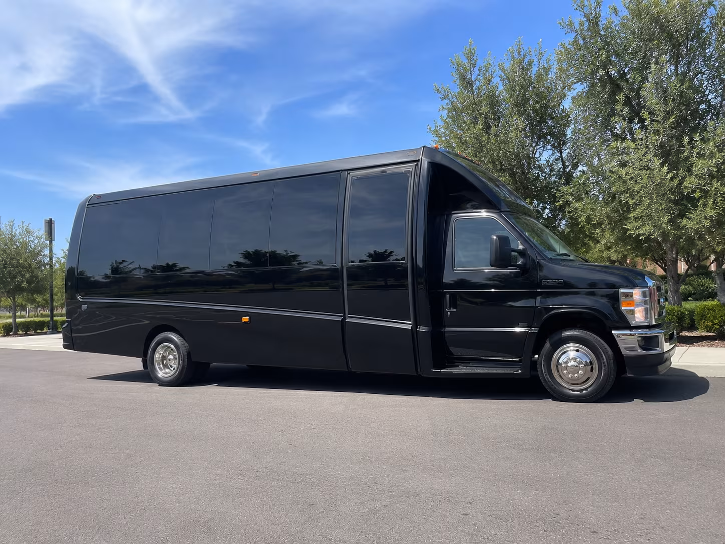 call and find gilbert youth and amateur sporting event transportation in minutes
