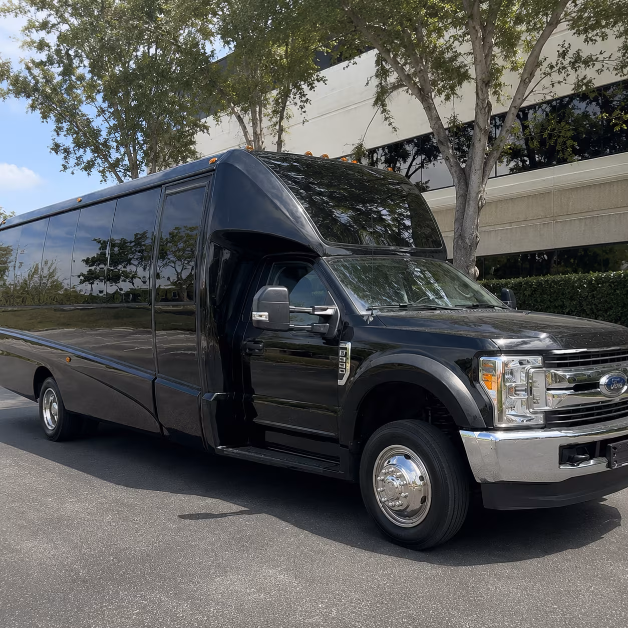 chandler bus rentals