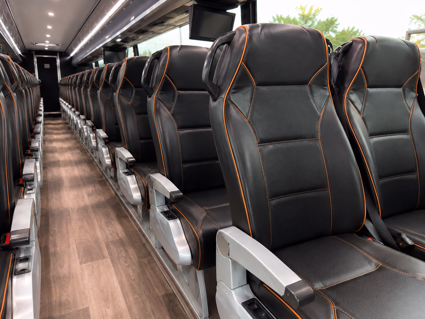 charter a bus from gilbert to the grand canyon sedona and northern arizona