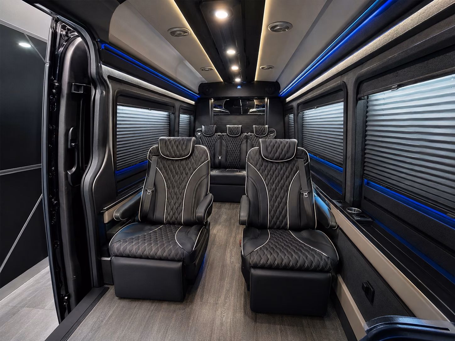 gilbertcharterbuscompany com makes spring training airport shuttles in gilbert easy
