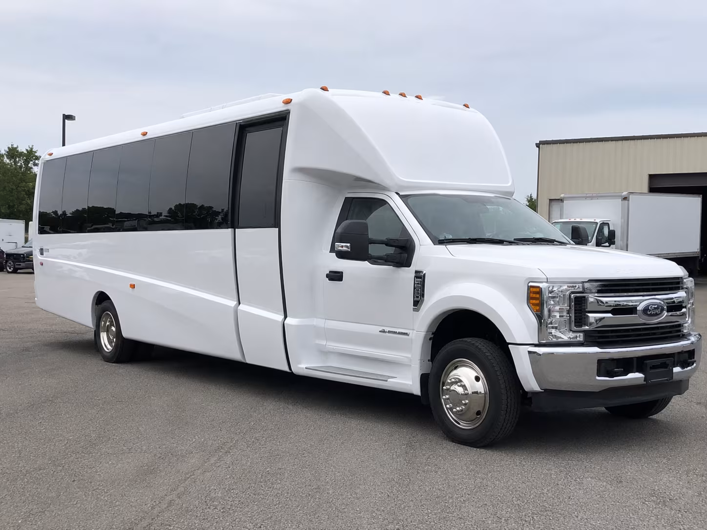 glendale bus rentals