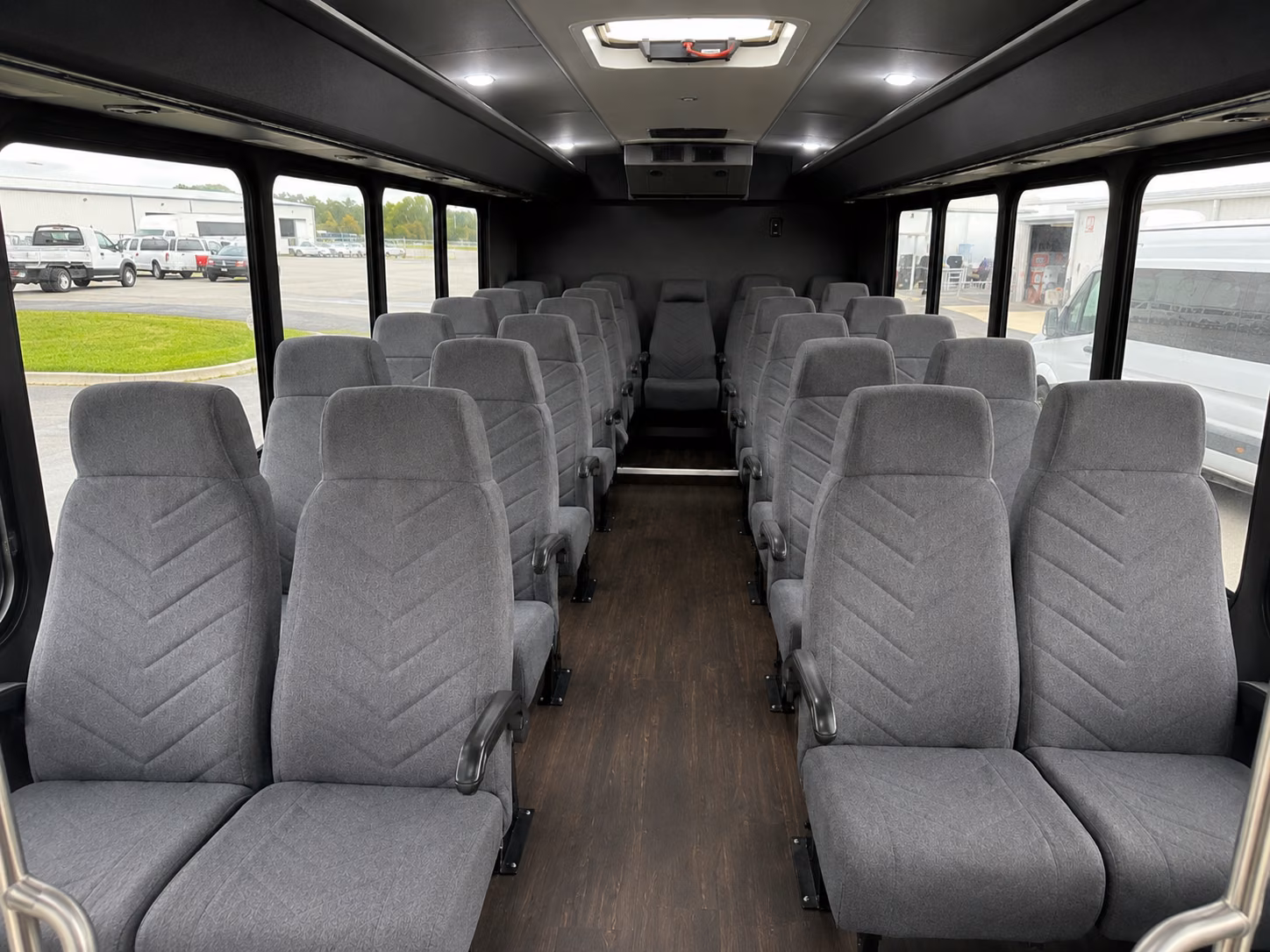 glendale comfortable charter buses for government military personnel