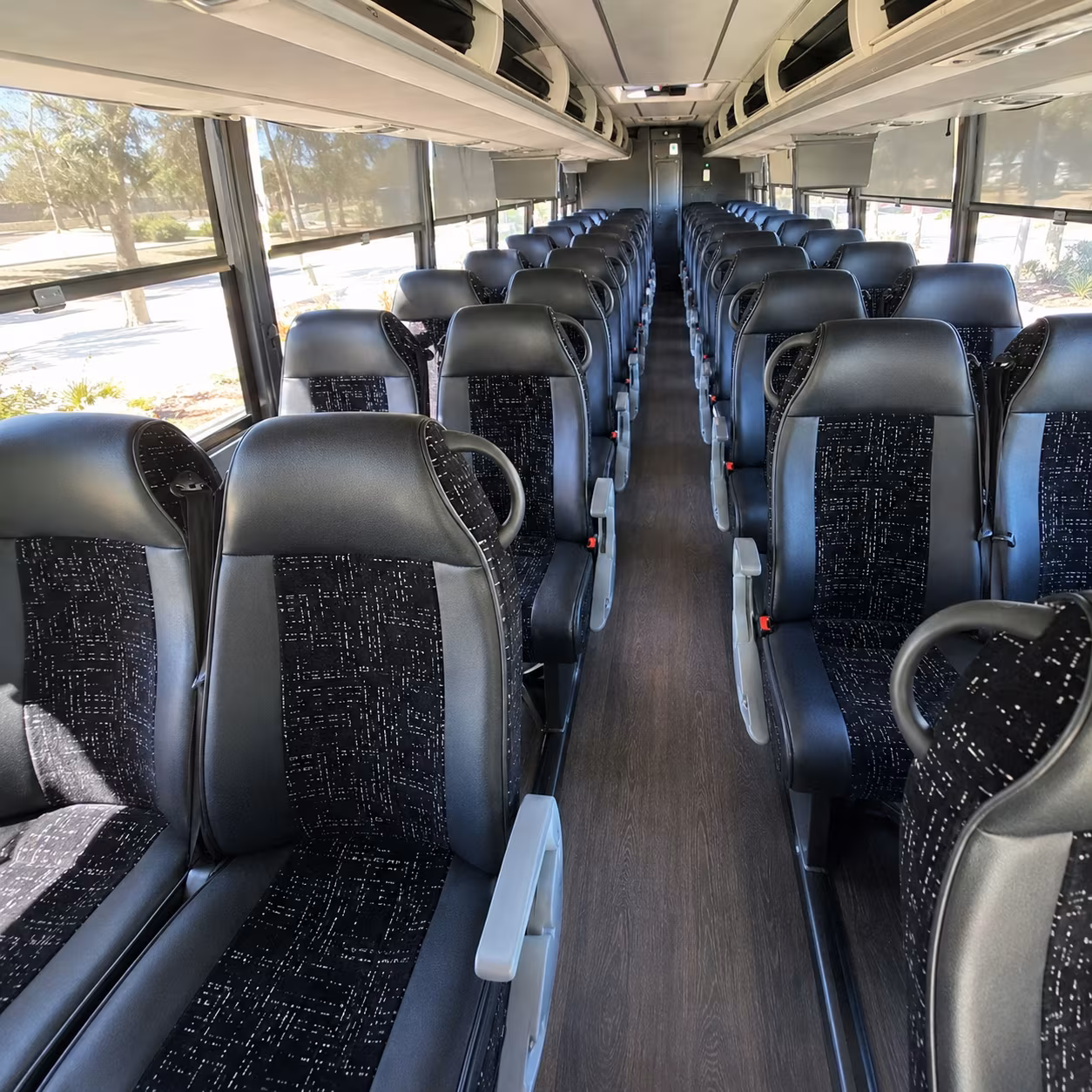 glendale keep your students together with a glendale field trip charter bus