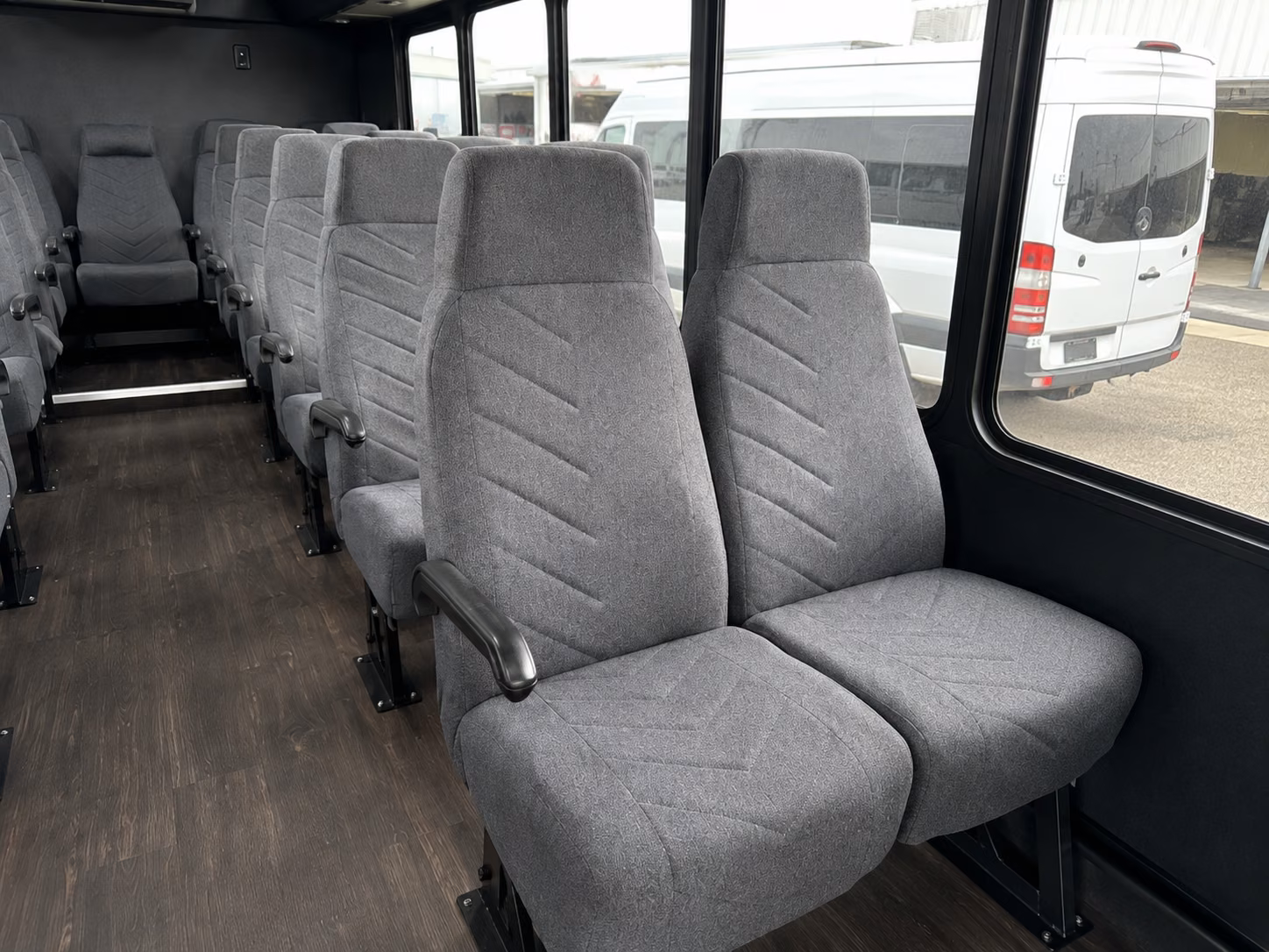glendale keep your wine tour group together with a glendale charter bus