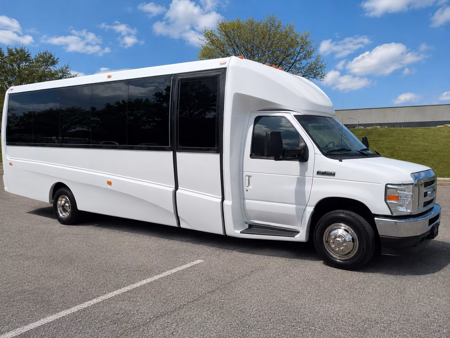 make your sonoita and elgin wine tour unforgettable with the right bus