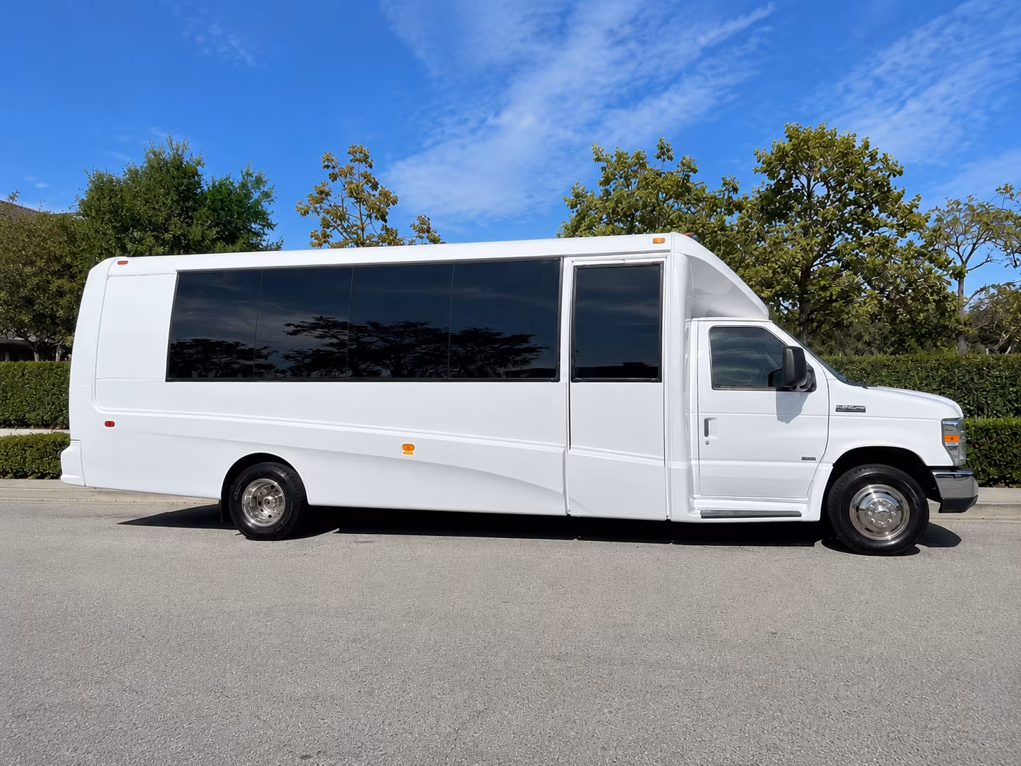 plan a stress free rehearsal dinner shuttle through the gilbert heritage district